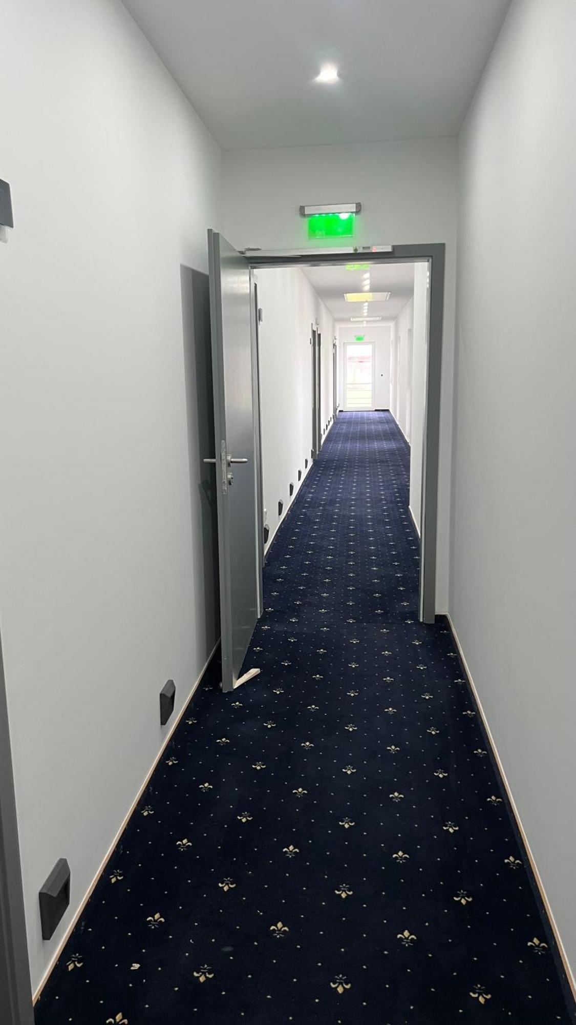 Hotel & Restaurant Am Kirschberg Alten Buseck Eksteriør billede