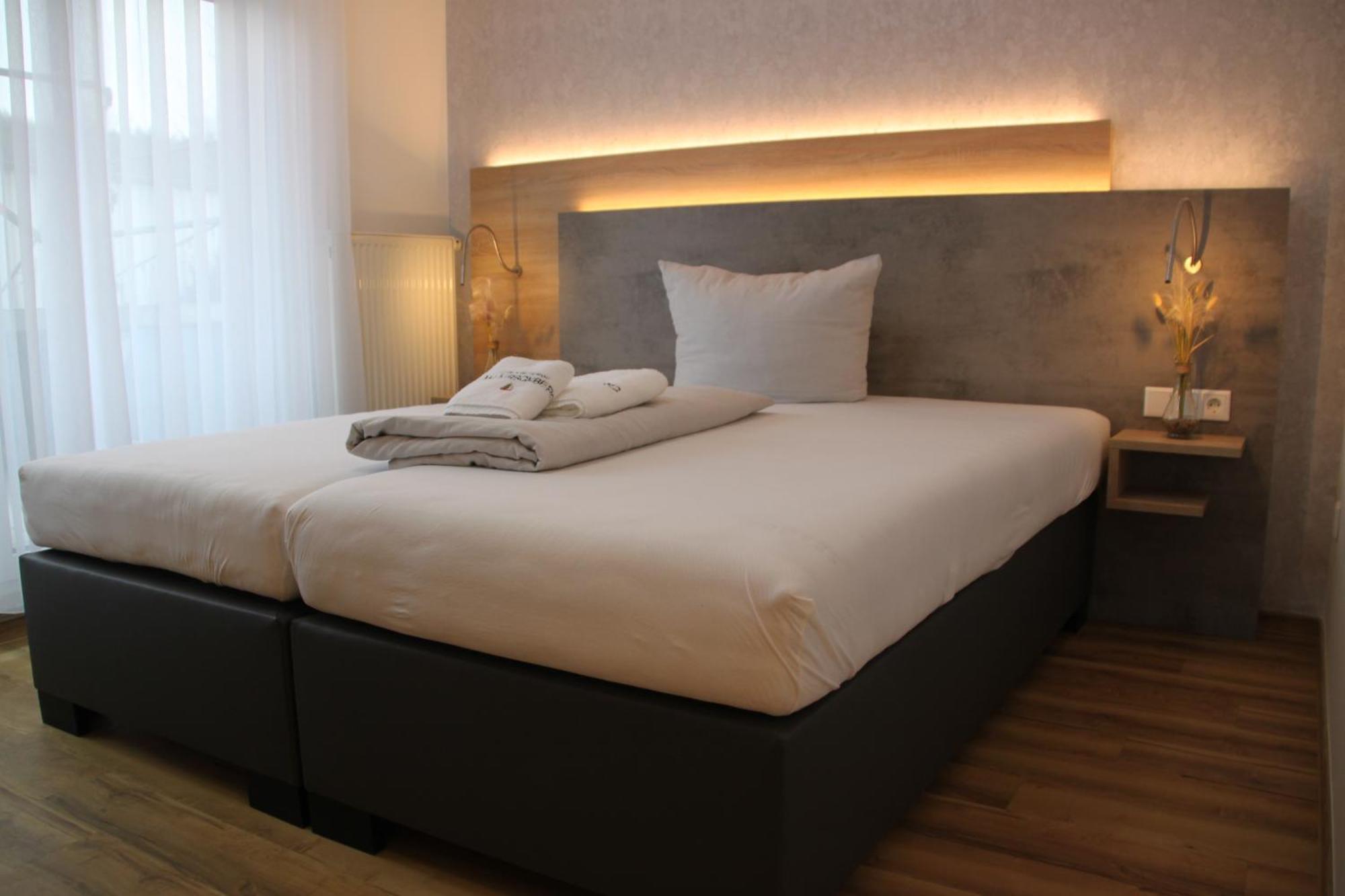 Hotel & Restaurant Am Kirschberg Alten Buseck Eksteriør billede